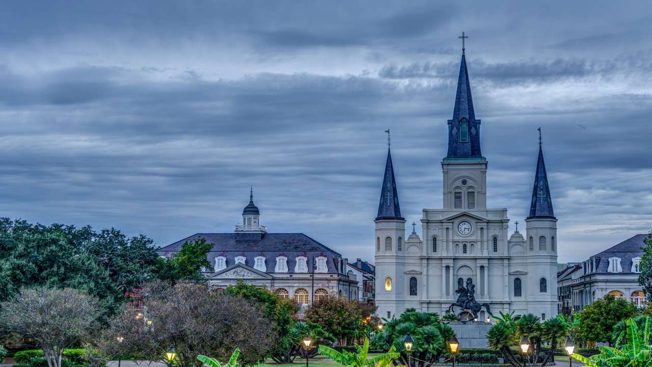 Cost of Living in New Orleans, LA, United States 4,436.39/mo