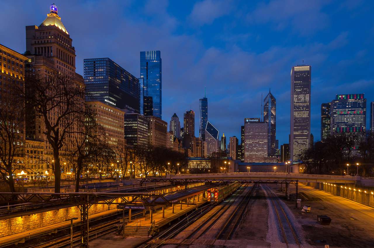 Cost of Living in Chicago, IL, United States 5,423.10/mo